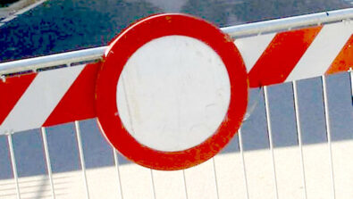 divieto di transito cartello stradale