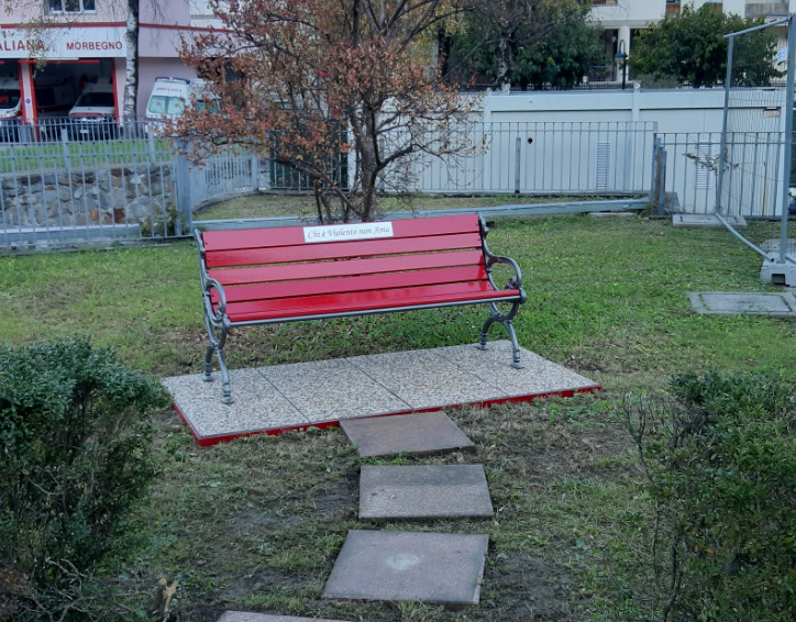 morbegno panchina rossa