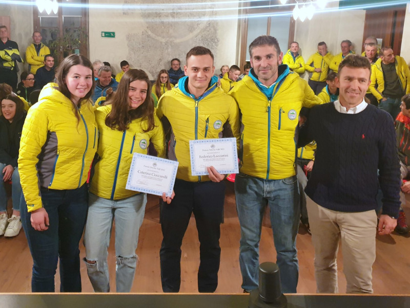 Polisportiva Albosaggia consegna borsa studio Simone Valli