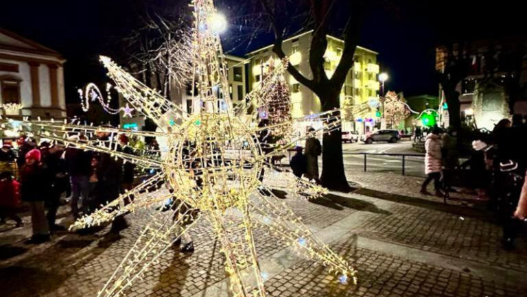 Natale Morbegno accensione luci Pro Loco