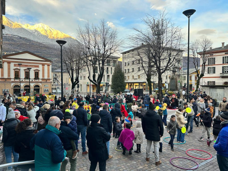 Natale Morbegno accensione luci Pro Loco
