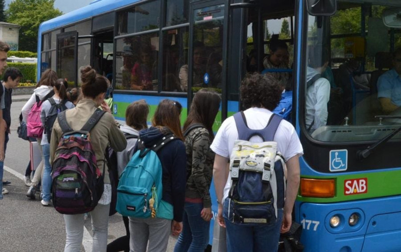 Autobus studenti