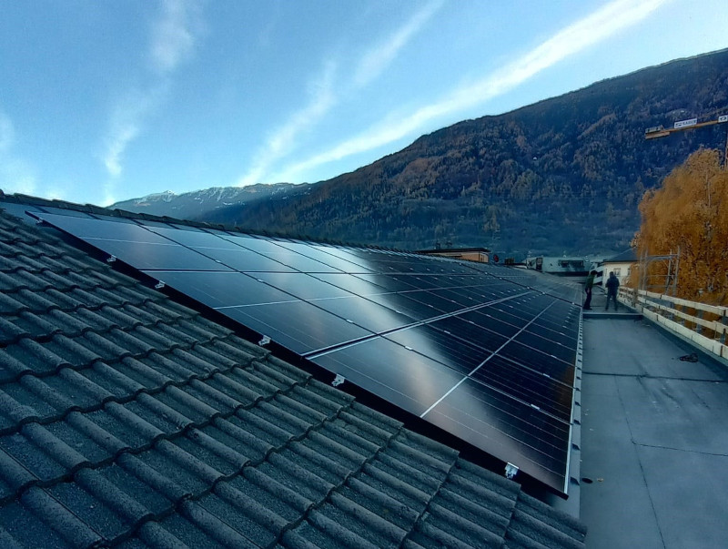 Tirano efficientamento energetico fotovoltaico scuola e piscina