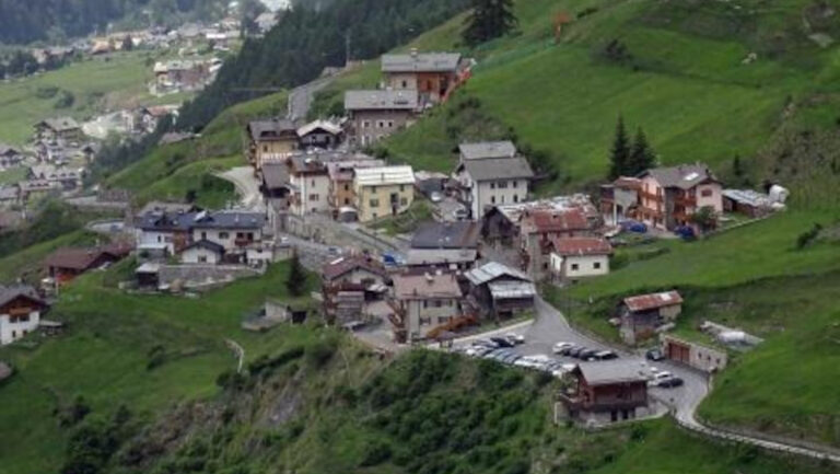 Niblogo frazione Valfurva