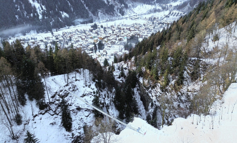 Ponte tibetano Campodolcino