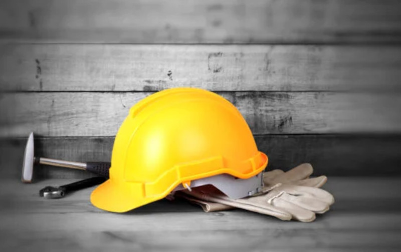 Sicurezza lavoro caschetto
