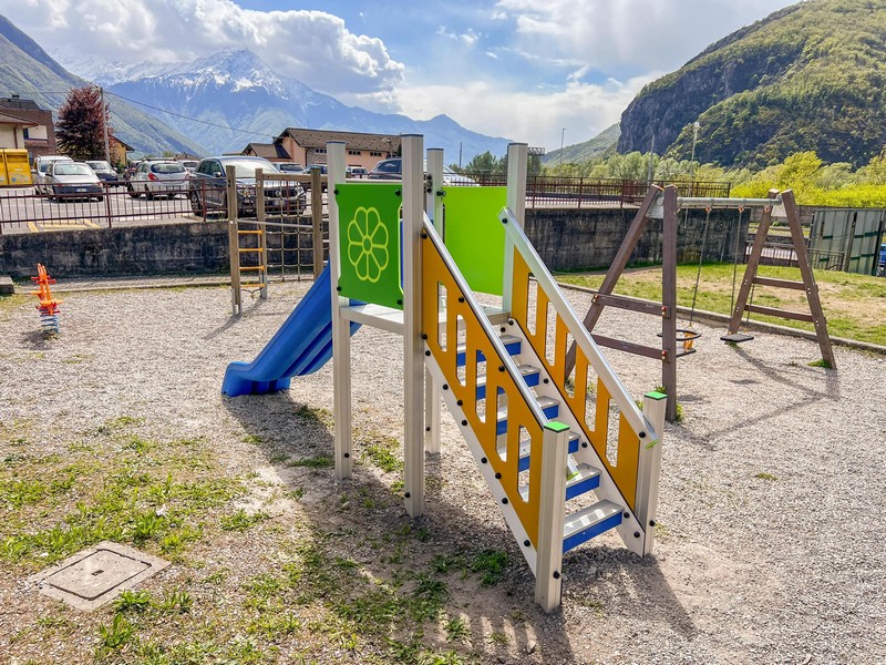 Riqualificazione parchi giochi Novate Mezzola Campo