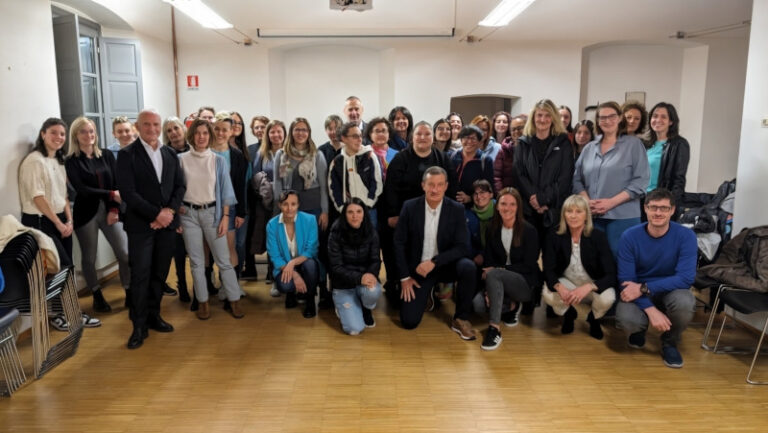 Impariamo a difenderci corso autodifesa donne Talamona Morbegno
