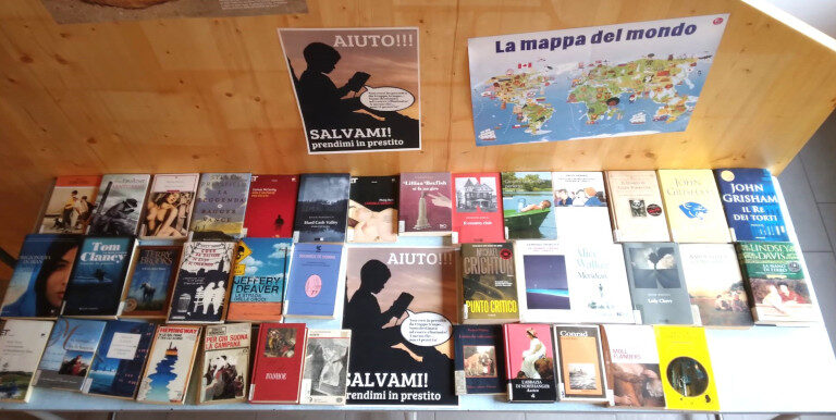 Libri 'Salvami!" biblioteca Villa di Chiavenna prestito