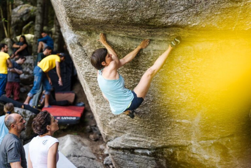 Melloblocco bouldering arrampicata