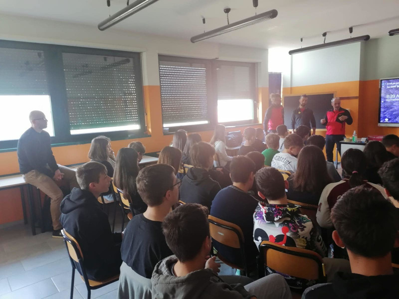 Soccorso Alpino formazione scuole medie Teglio Tresenda