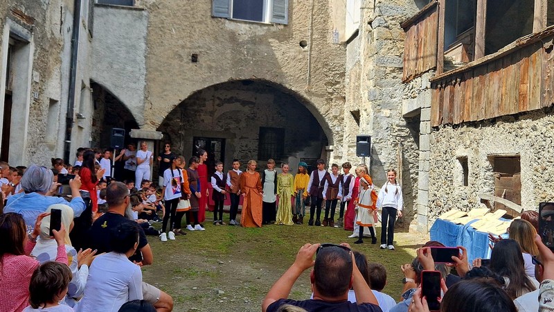 Scuola primaria Chiuro rappresentazione fine anno