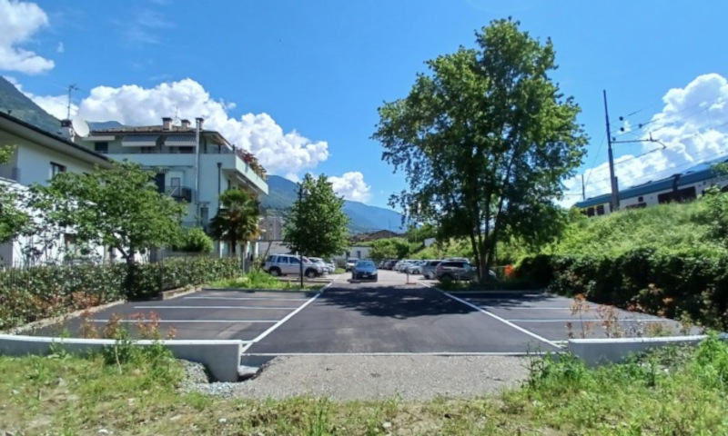 Nuovo parcheggio Via Fiume Sondrio