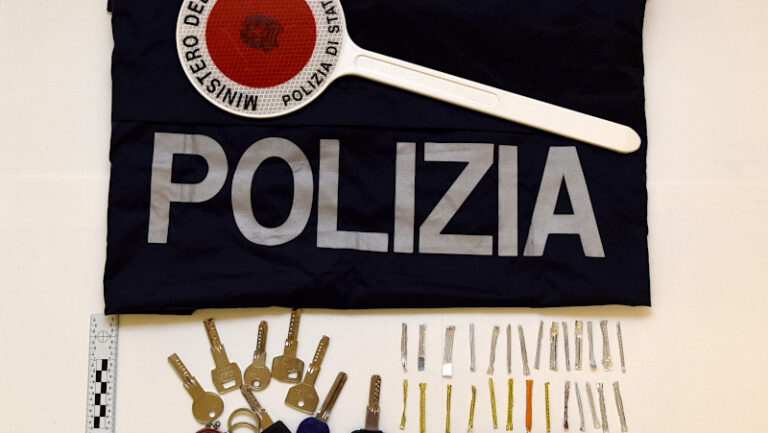 Polizia Stato tentato furto Sondrio