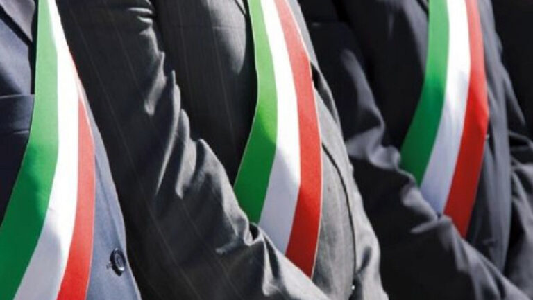 sindaci fascia tricolore