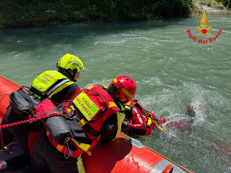 Vigili del Fuoco Sondrio addestramento fluviale Adda Mallero