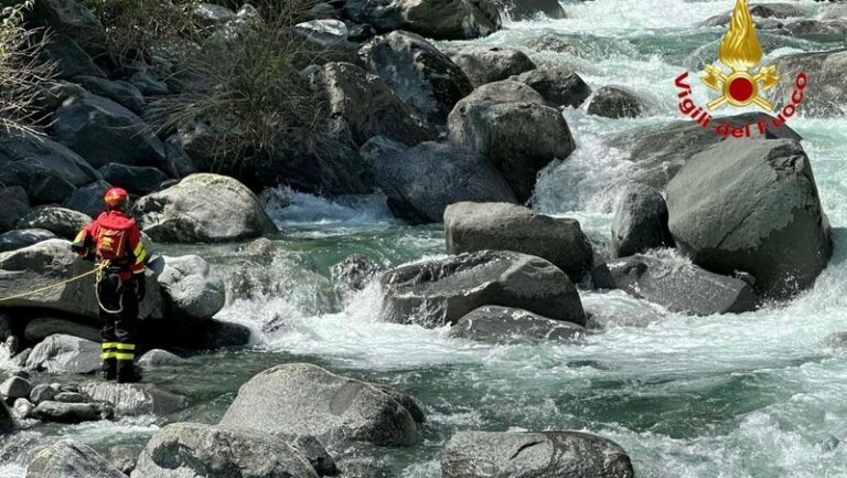 Ragazzo disperso torrente Esino Valmasino