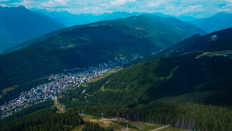 Tumel Vertical Aprica
