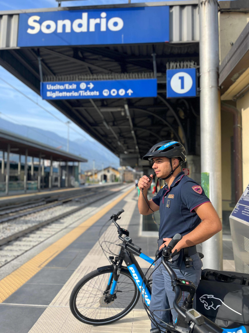 Controlli Polizia di Stato e-bike Sondrio