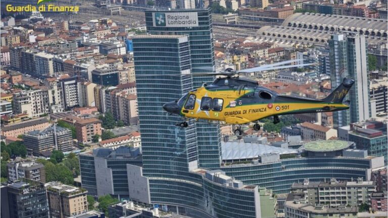 Elicottero Guardia di Finanza