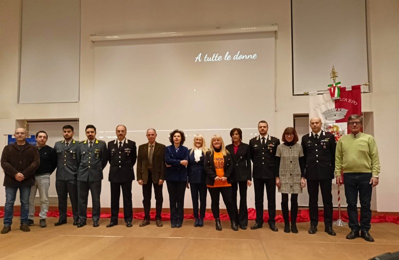 Lovero Spazio Cultura violenza donne film Adele e il Lupo