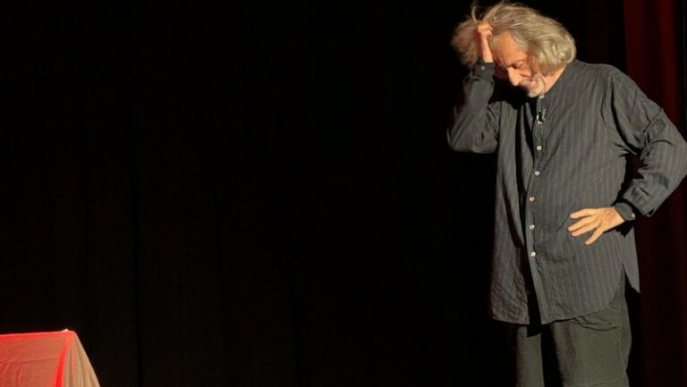 Tirano stagione teatrale apertura Alessandro Bergonzoni