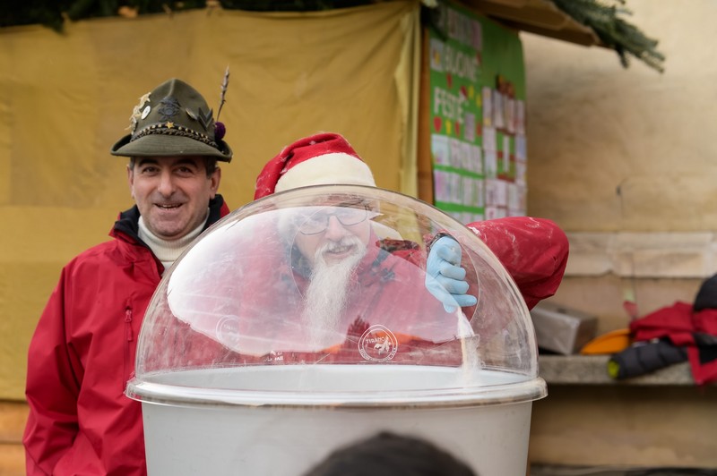 Tirano si accende Natale