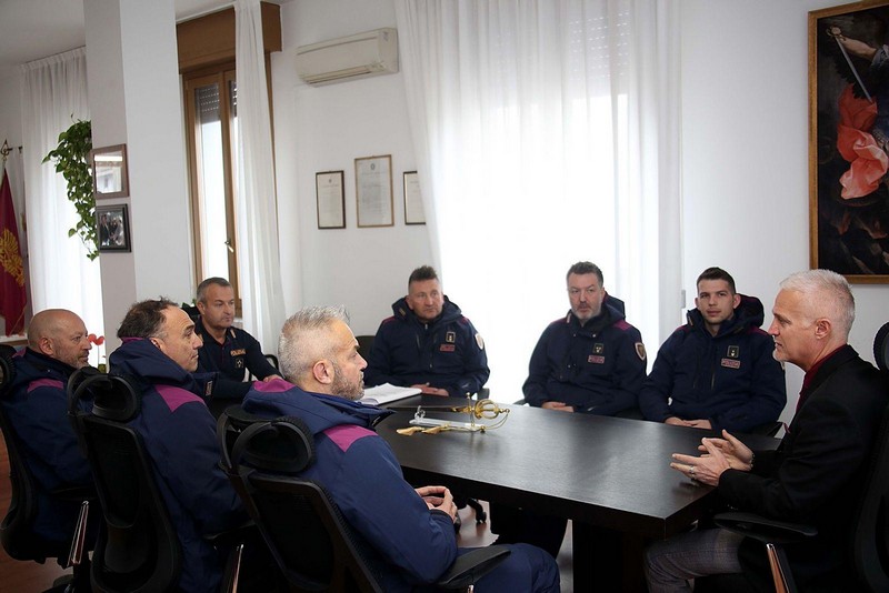 Polizia di Stato Sondrio team sciatori