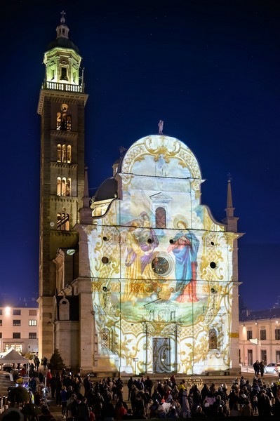 Tirano si accende Natale