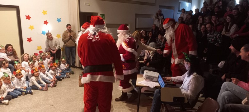 Spettacolo Natale Villa di Tirano "Il girotondo"