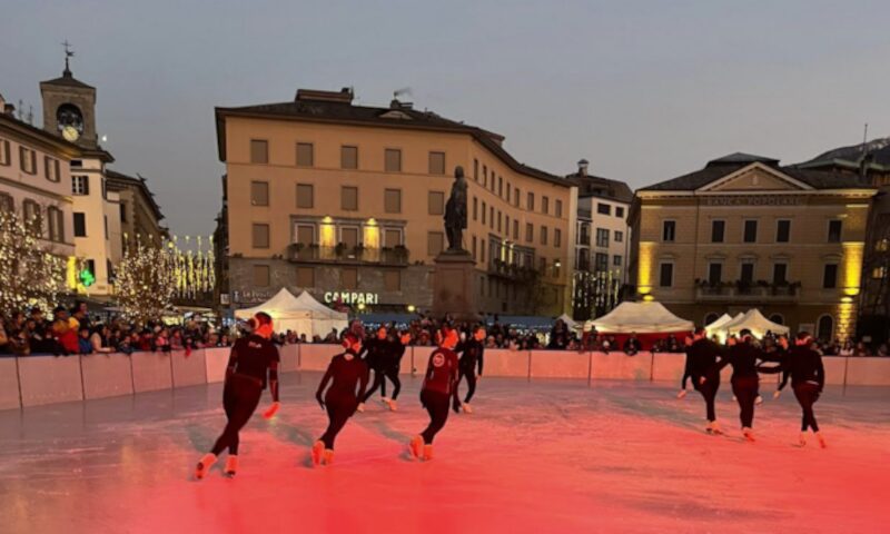 Sondrio Natale pista pattinaggio