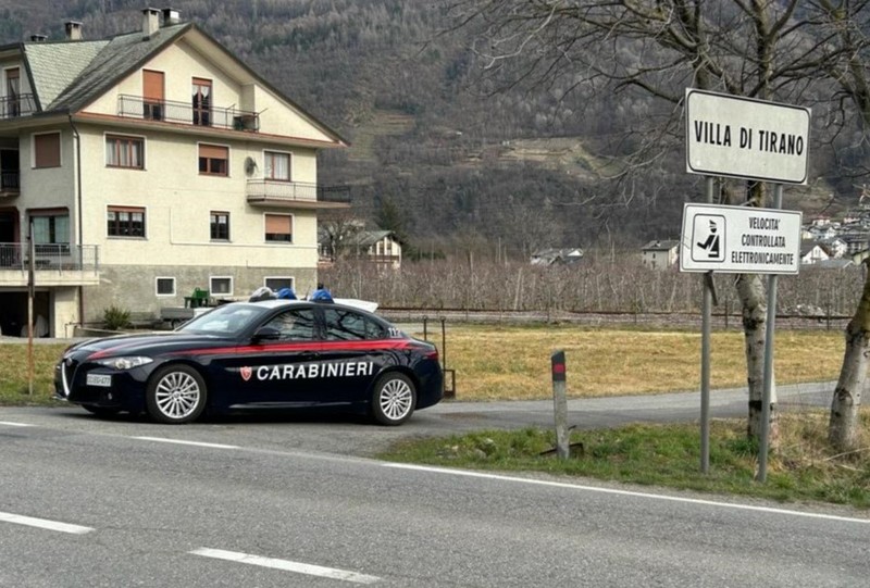 Iperal Sondalo Villa di Tirano Carabinieri furto aggravato