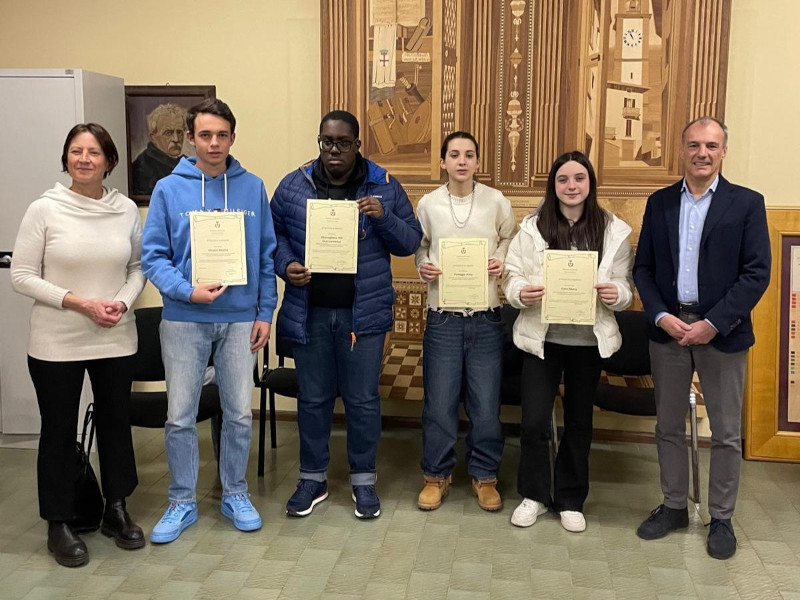 Chiuro studenti meritevoli