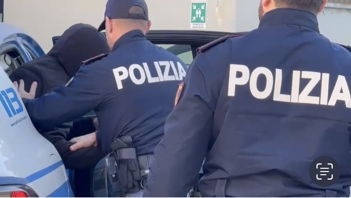 Polizia di stato arresto