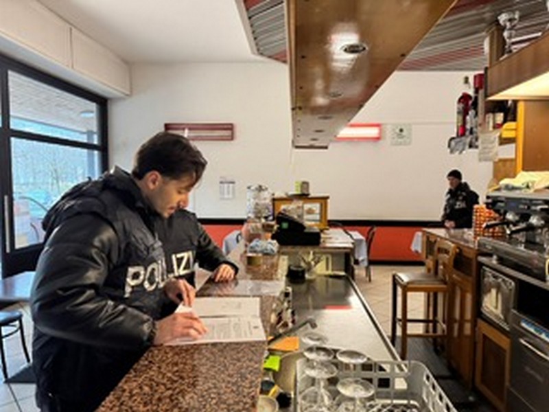Polizia di Stato Sondrio chiusura bar