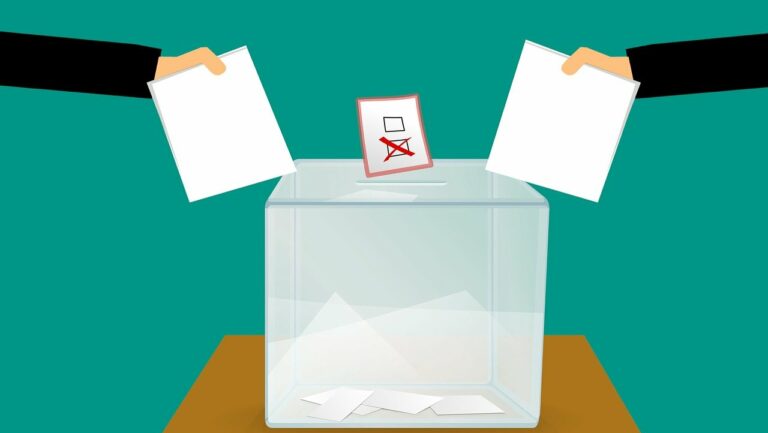 Voto-Scheda-Referendum
