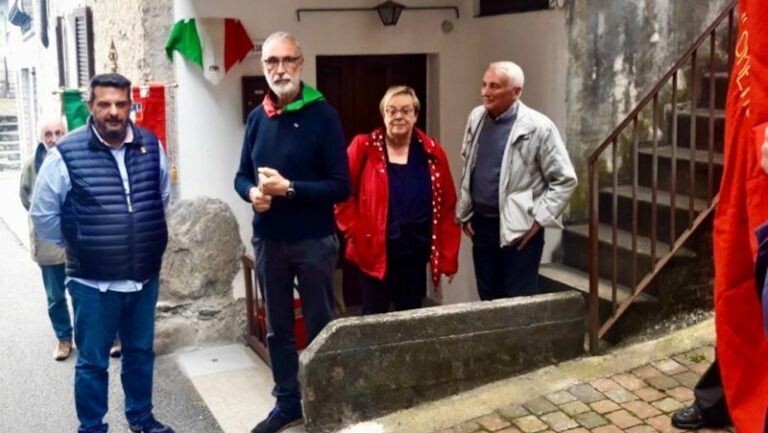 Cerimonia targa comandante partigiano Riccardo Rinaldi