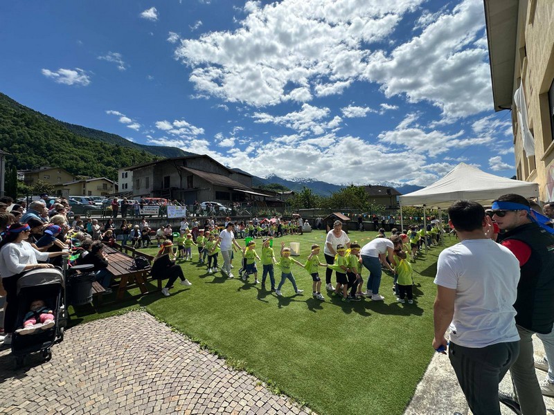 Villa di Tirano scuola infanzia Stazzona festa fine anno