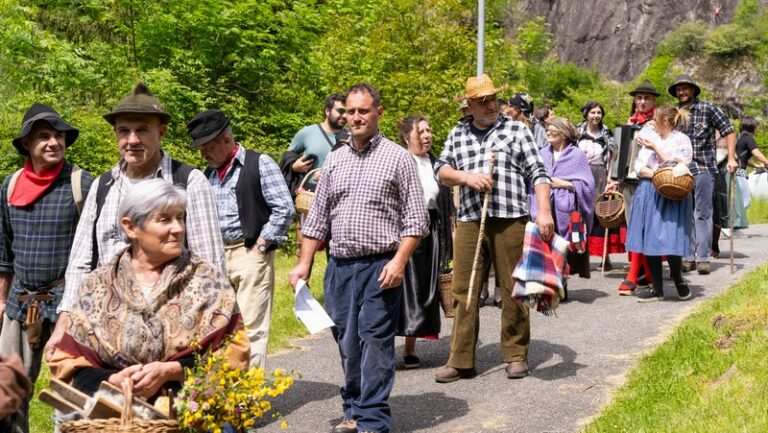 Rassegna Mandamentale Costumi Tradizionali Val Masino
