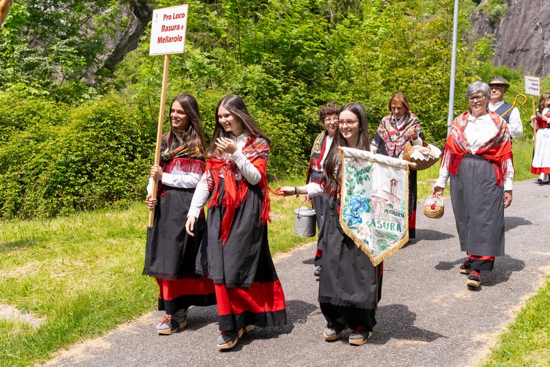 Rassegna Mandamentale Costumi Tradizionali Val Masino