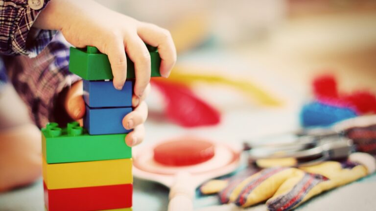 Asilo bambini gioco