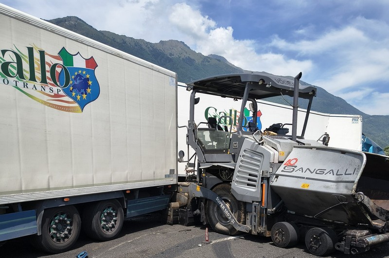 Incidente ss38 camion Piantedo 