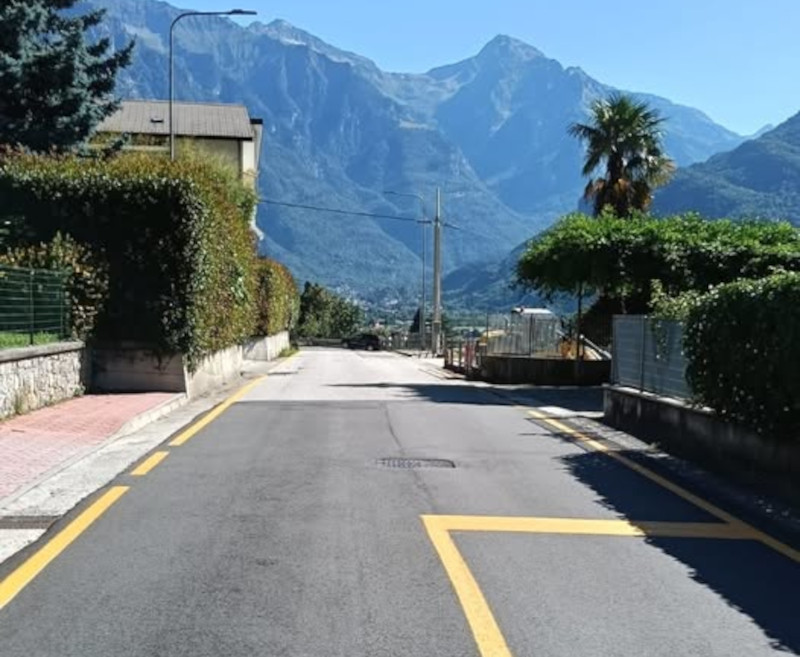 Gordona nuovo marciapiede via degli Emigranti