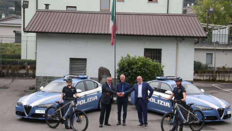 E-bike polizia stato Sondrio Questura