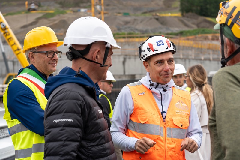 Visita cantieri olimpici Livigno sottosegretario Morelli