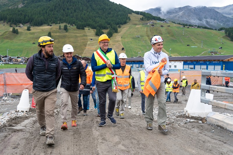 Visita cantieri olimpici Livigno sottosegretario Morelli