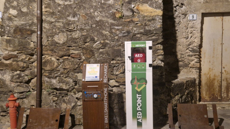 Chiuro defibrillatore