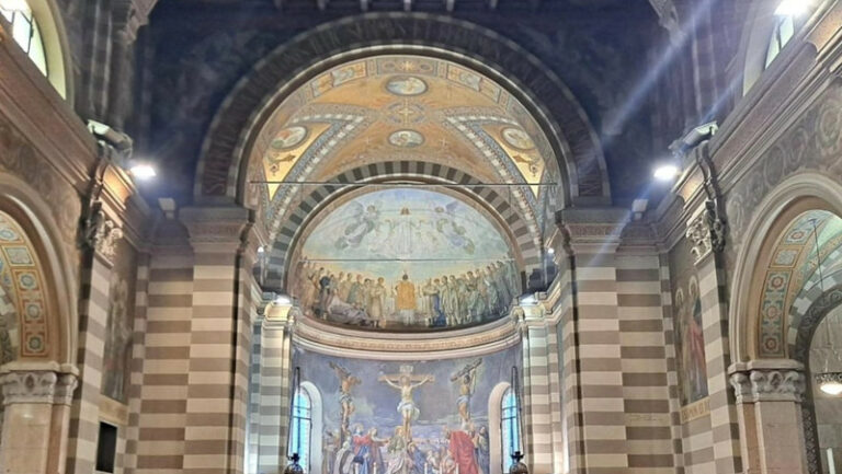 Colorina Santuario Divin Prigioniero