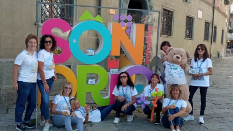 Sondrio abio volontari