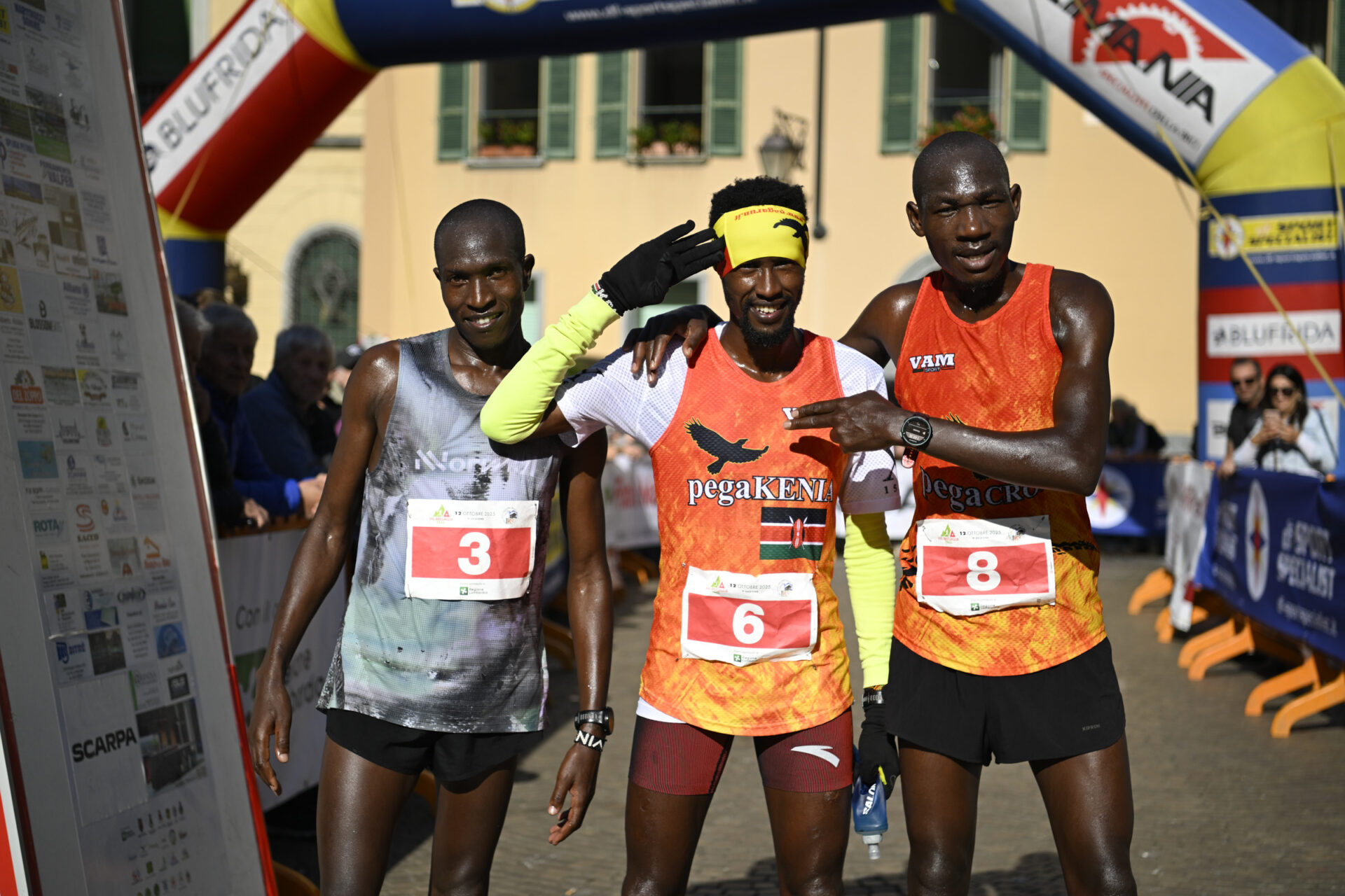 Il podio maschile del 9° Val Bregaglia Trail